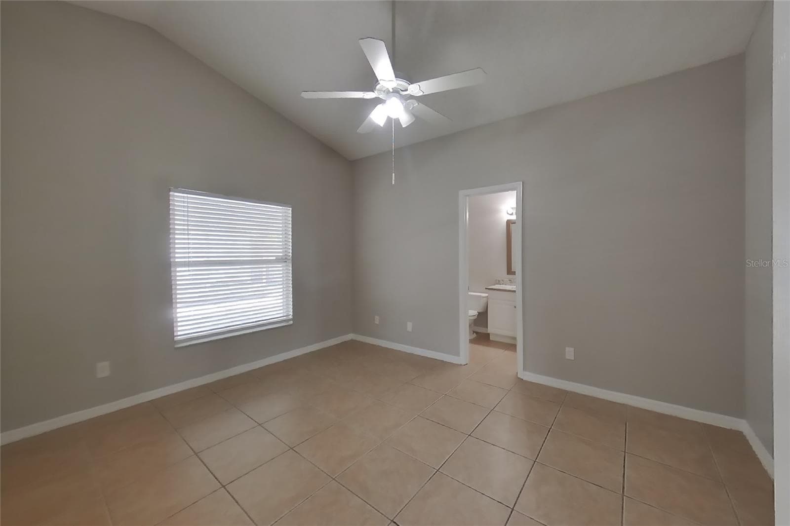 Single Family Residence at ORLANDO, photo 6 of 16