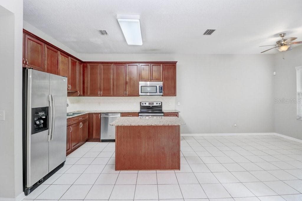 Townhouse at 9228 STONE RIVER PL, RIVERVIEW, photo 11 of 41