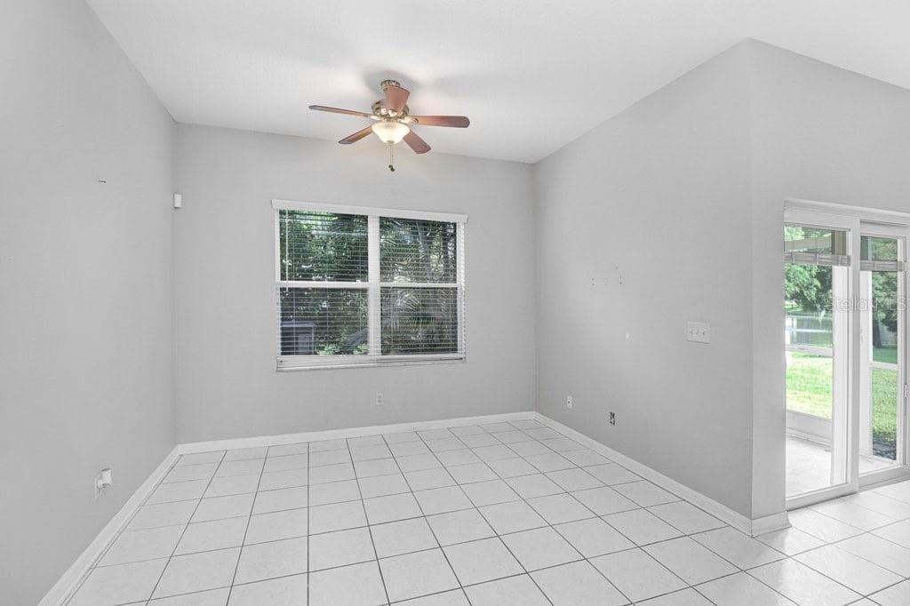 Townhouse at 9228 STONE RIVER PL, RIVERVIEW, photo 17 of 41