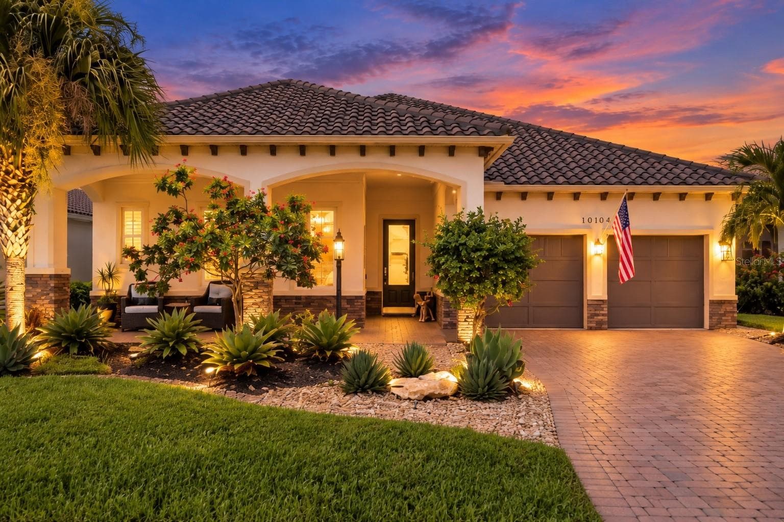 Single Family Residence at 10107 CARNOUSTIE PL, BRADENTON, photo 2 of 85