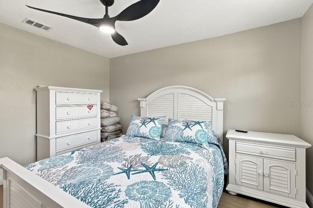 Single Family Residence at 10744 DRUMMOND RD, TAMPA, photo 51 of 73