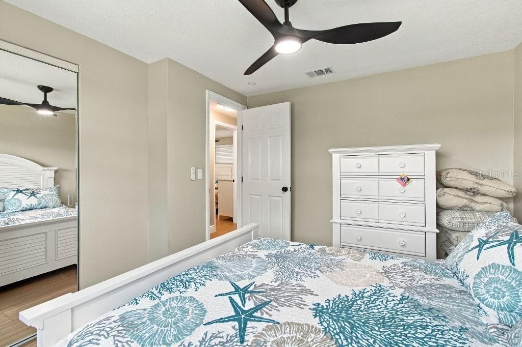 Single Family Residence at 10744 DRUMMOND RD, TAMPA, photo 52 of 73
