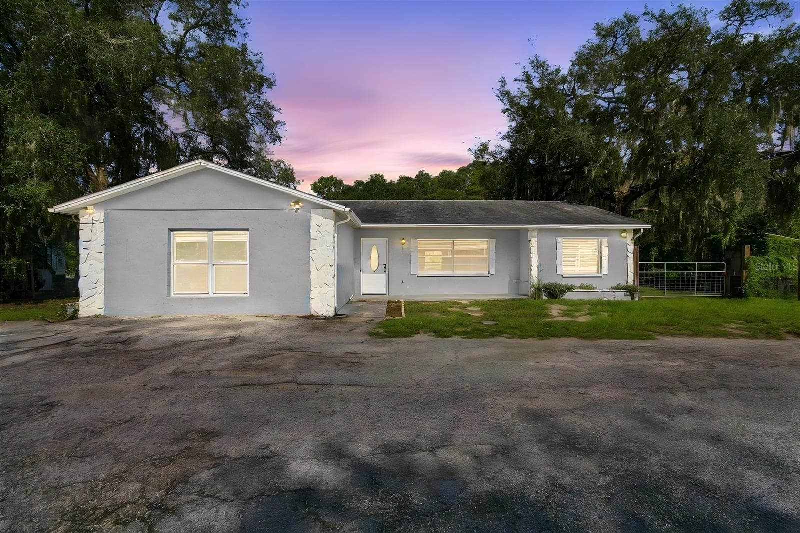 11741 BRUIN DR