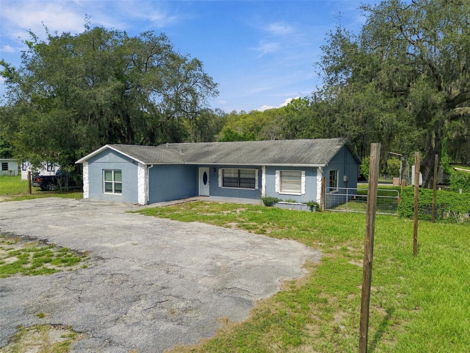 Single Family Residence at 11741 BRUIN DR, NEW PORT RICHEY, photo 3 of 79