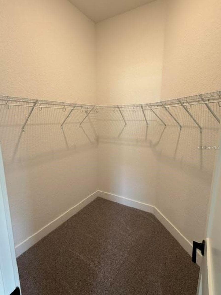 Walk In Closet - 2396 NW 23RD AVE, OCALA