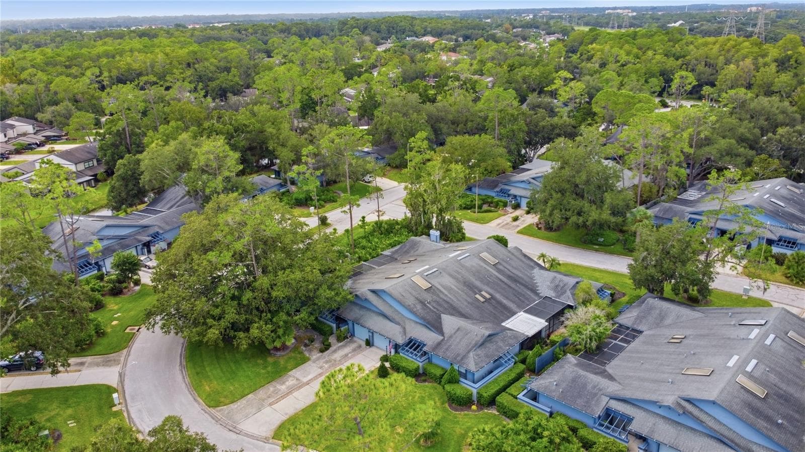 Townhouse at 135 PINEWINDS BLVD, OLDSMAR, photo 45 of 49