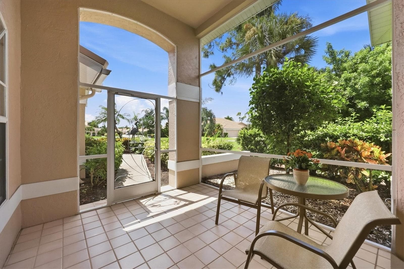 Villa at 9413 FOREST HILLS CIR, SARASOTA, photo 8 of 90