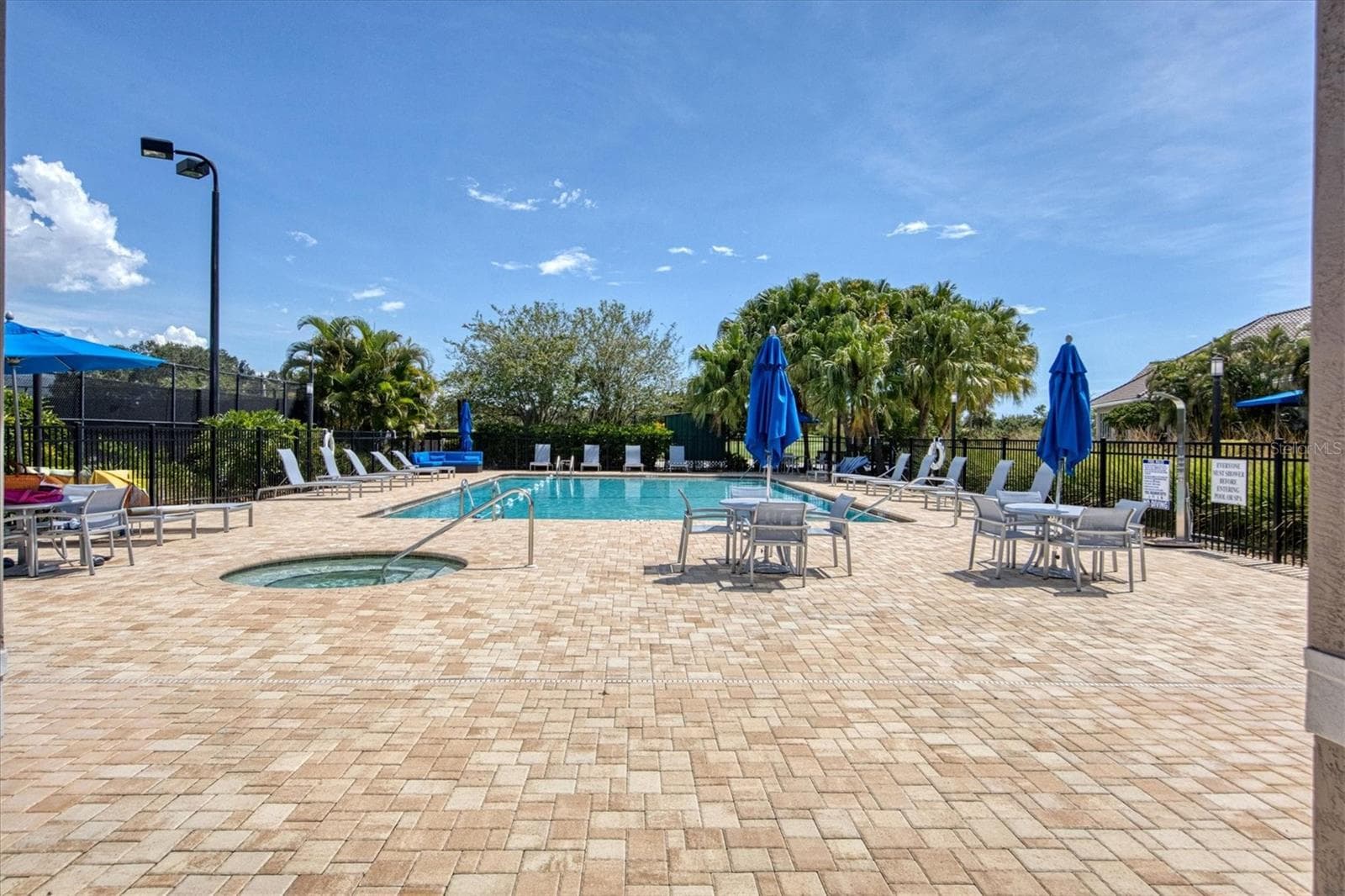 Villa at 9413 FOREST HILLS CIR, SARASOTA, photo 75 of 90