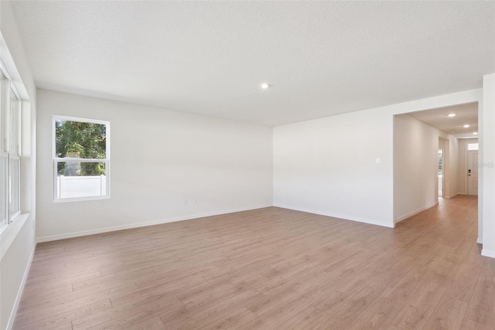 Single Family Residence at 2825 ELIO HAMMOCK DR, ST CLOUD, photo 10 of 65