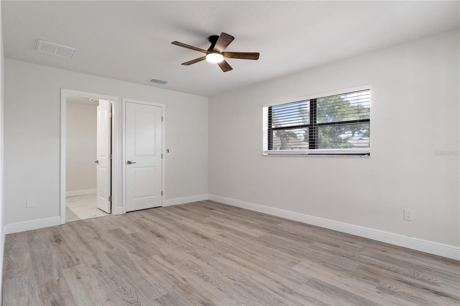 Single Family Residence at 10380 LAFOY RD, SPRING HILL, photo 16 of 74