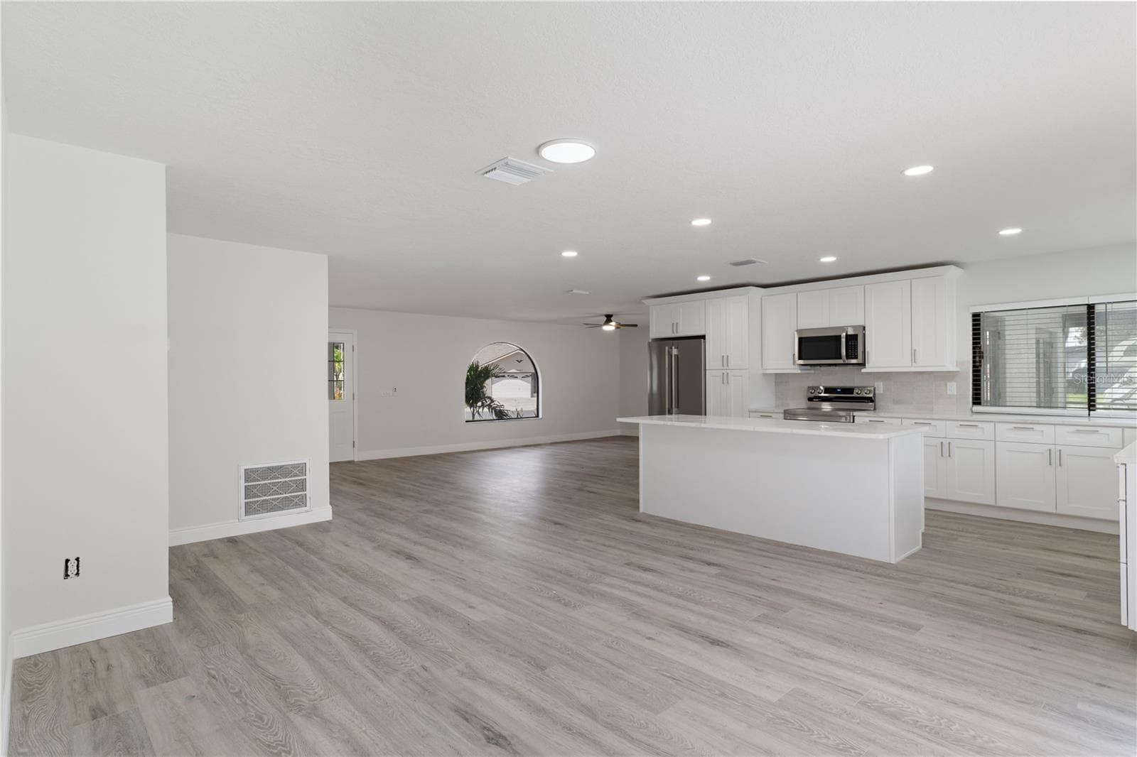 Single Family Residence at 10380 LAFOY RD, SPRING HILL, photo 60 of 74