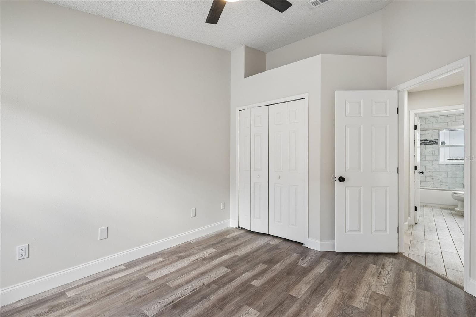 Single Family Residence at 1320 OAK GROVE CT, KISSIMMEE, photo 14 of 22