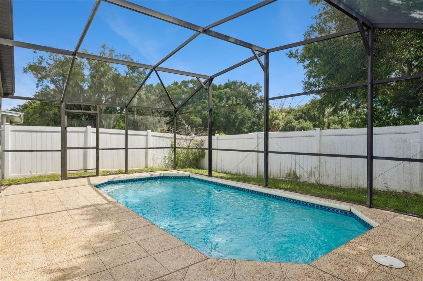Single Family Residence at 1320 OAK GROVE CT, KISSIMMEE, photo 18 of 22