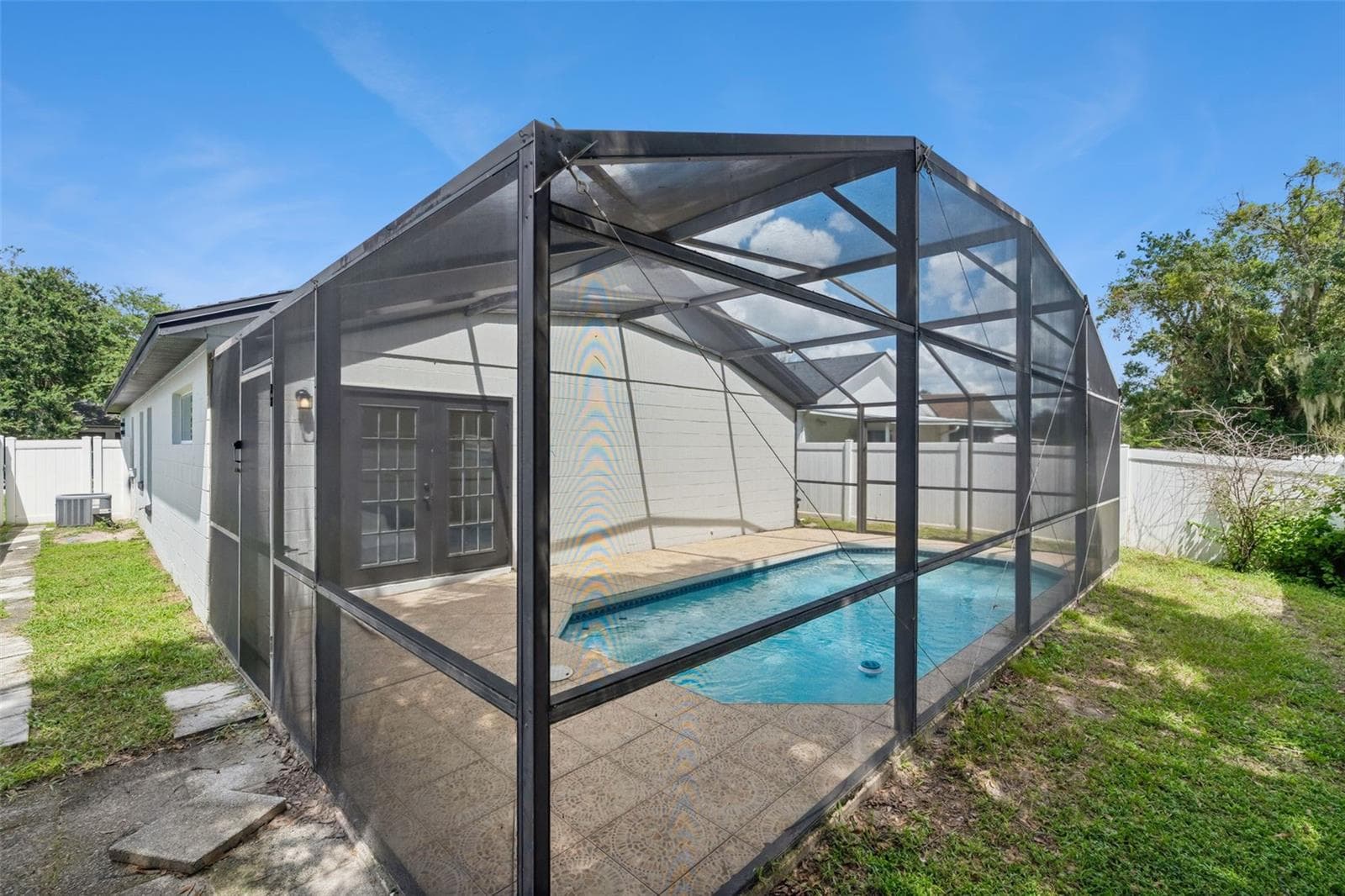 Single Family Residence at 1320 OAK GROVE CT, KISSIMMEE, photo 19 of 22
