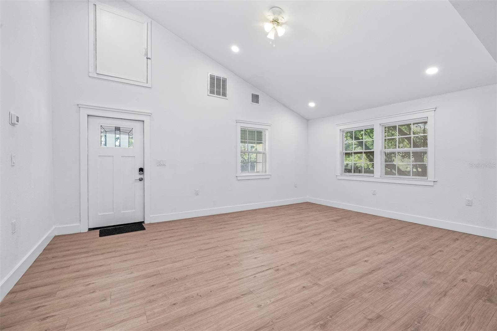 Single Family Residence at 2000 N 32ND ST, TAMPA, photo 14 of 49
