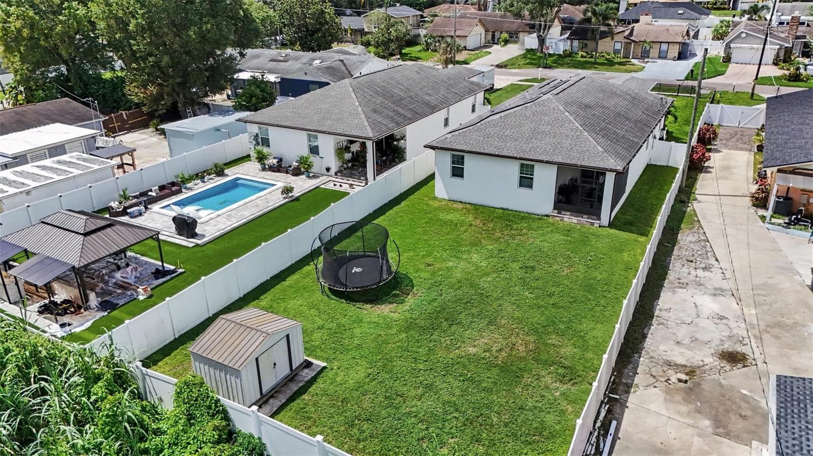 Single Family Residence at 8307 N GOMEZ AVE, TAMPA, photo 38 of 39