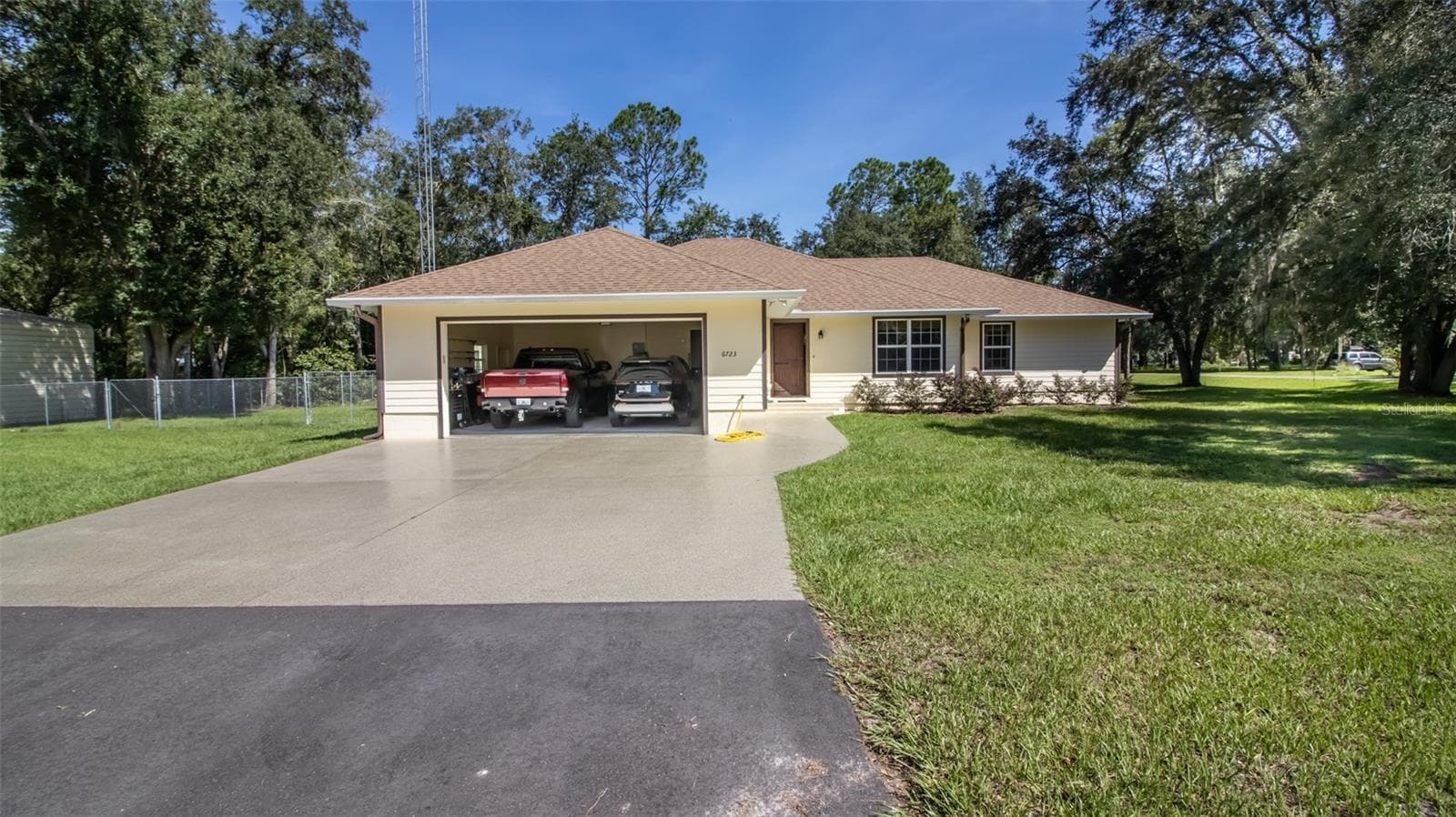 Single Family Residence at 6723 SW 95TH ST, HAMPTON, photo 3 of 58