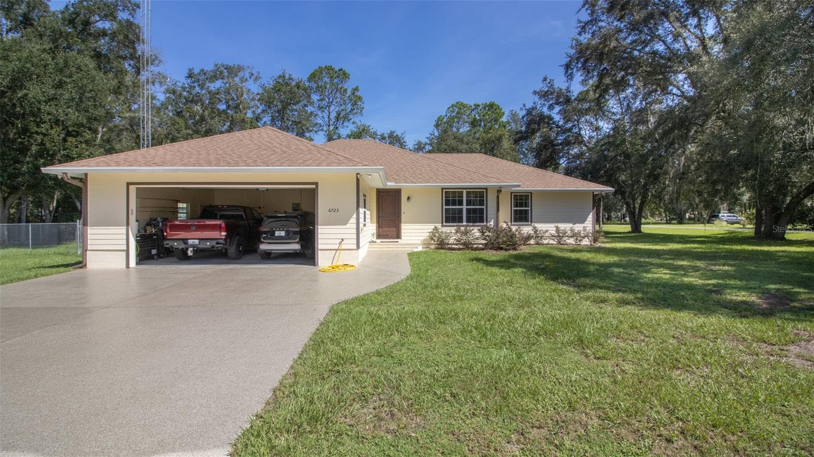 Single Family Residence at 6723 SW 95TH ST, HAMPTON, photo 4 of 58