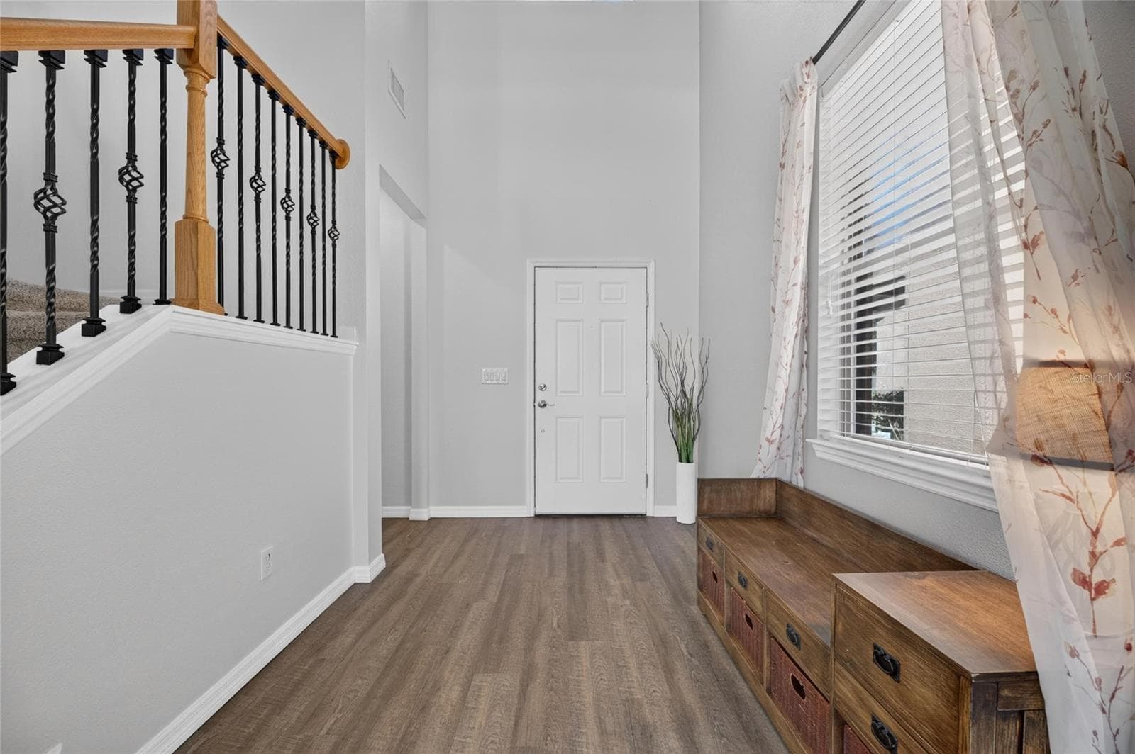 Single Family Residence at 1521 CUSTER BAYOU ST, RUSKIN, photo 14 of 91