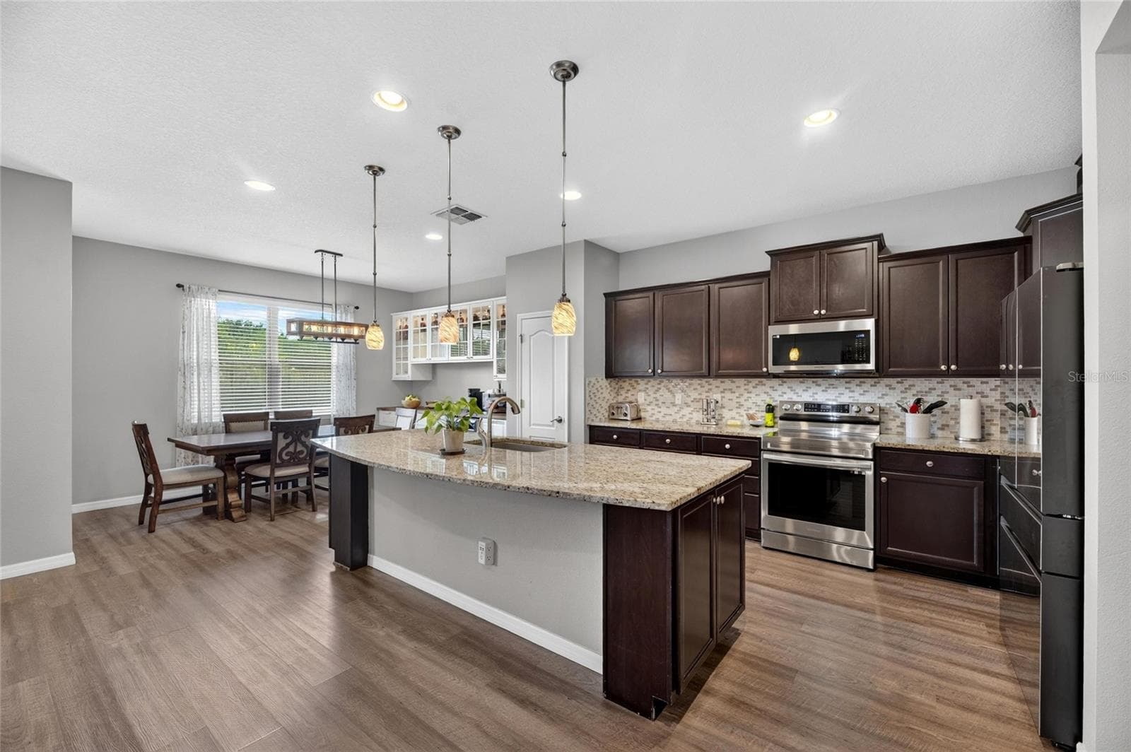 Single Family Residence at 1521 CUSTER BAYOU ST, RUSKIN, photo 23 of 91