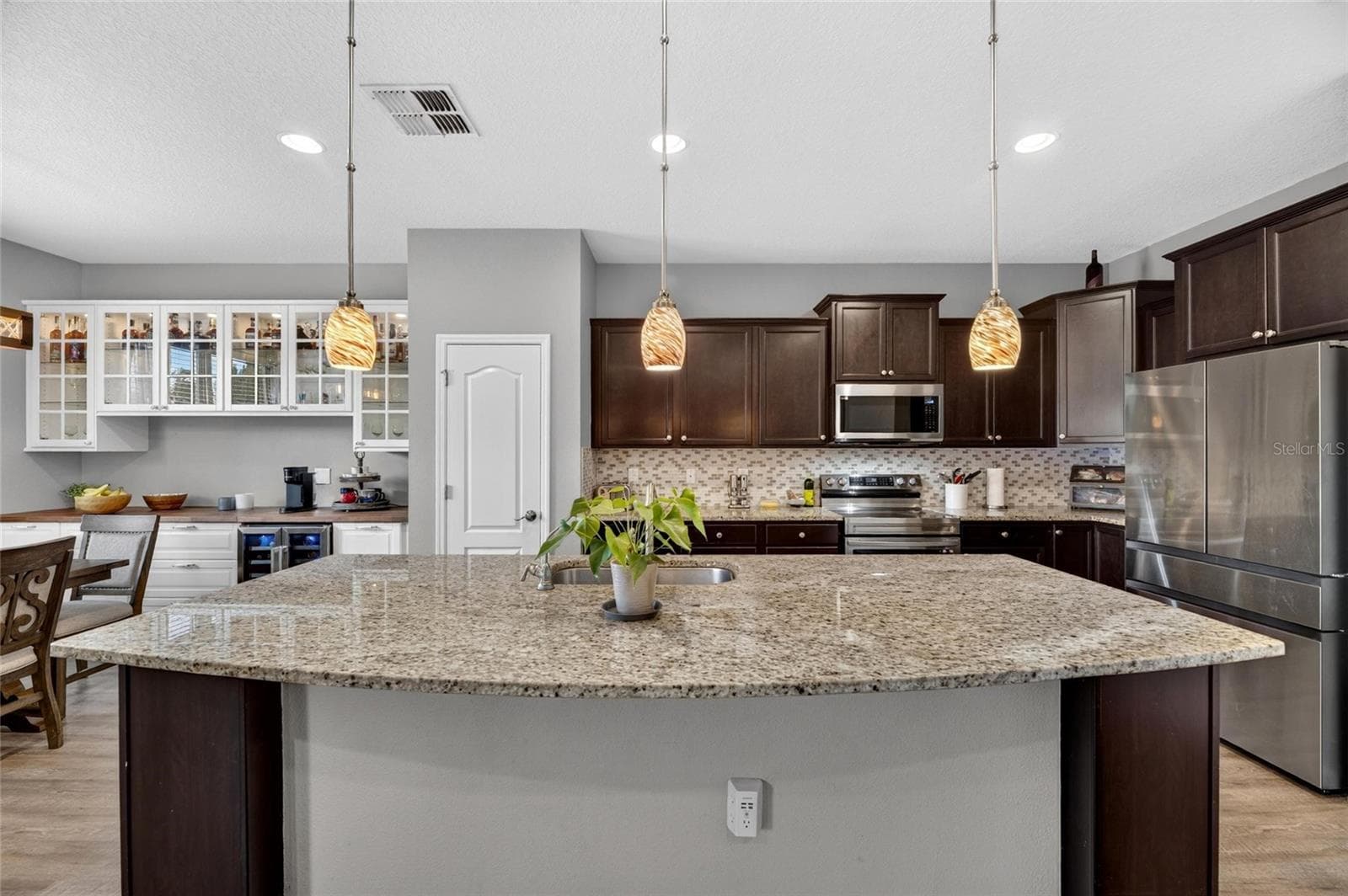 Single Family Residence at 1521 CUSTER BAYOU ST, RUSKIN, photo 24 of 91
