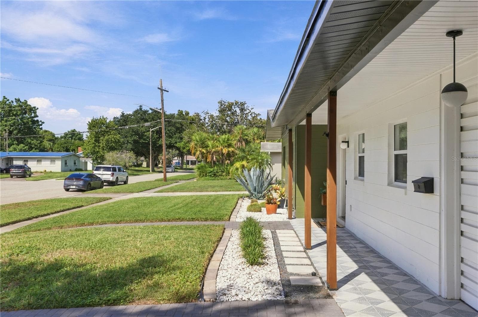 Single Family Residence at 303 HALSEY ST, ORLANDO, photo 2 of 45