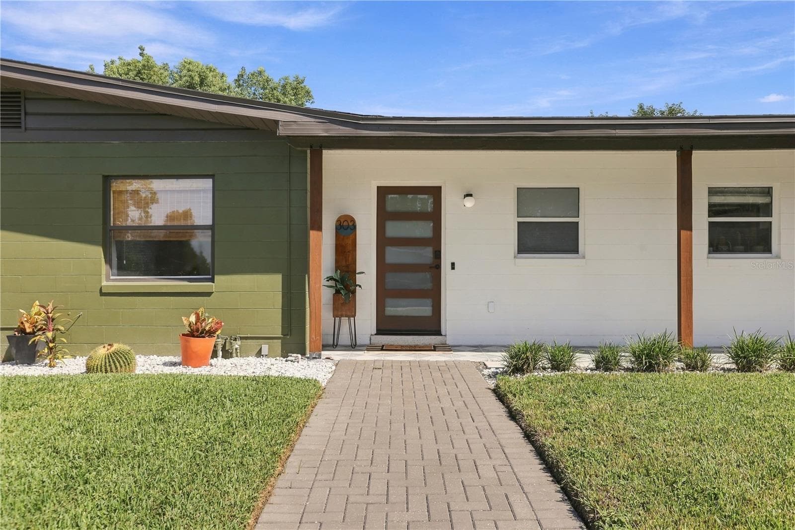Single Family Residence at 303 HALSEY ST, ORLANDO, photo 3 of 45
