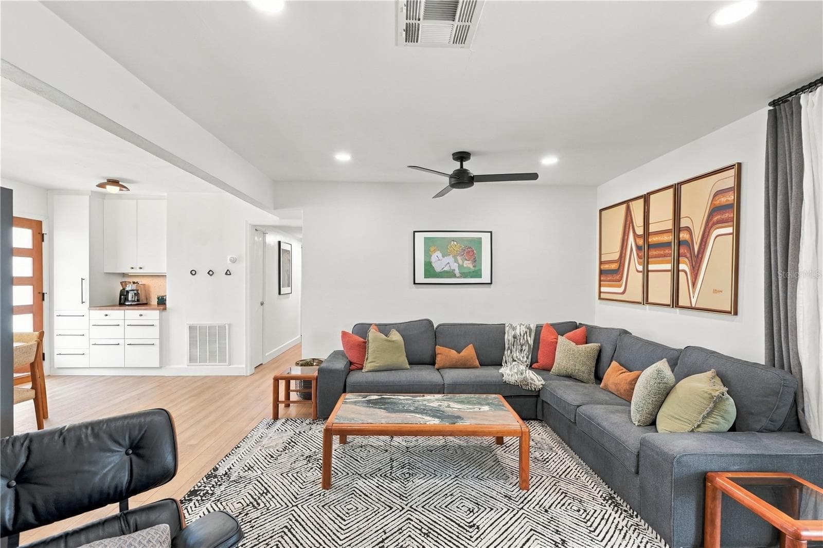 Single Family Residence at 303 HALSEY ST, ORLANDO, photo 14 of 45