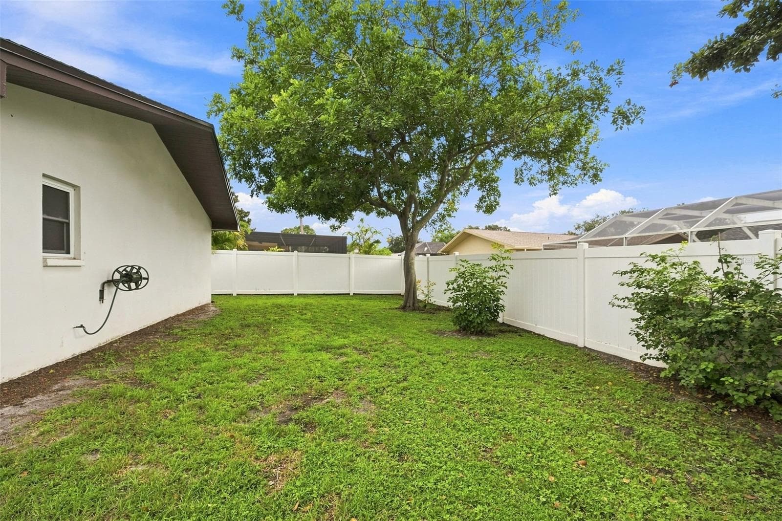 Single Family Residence at 203 HILLCREST DR, SAFETY HARBOR, photo 43 of 51