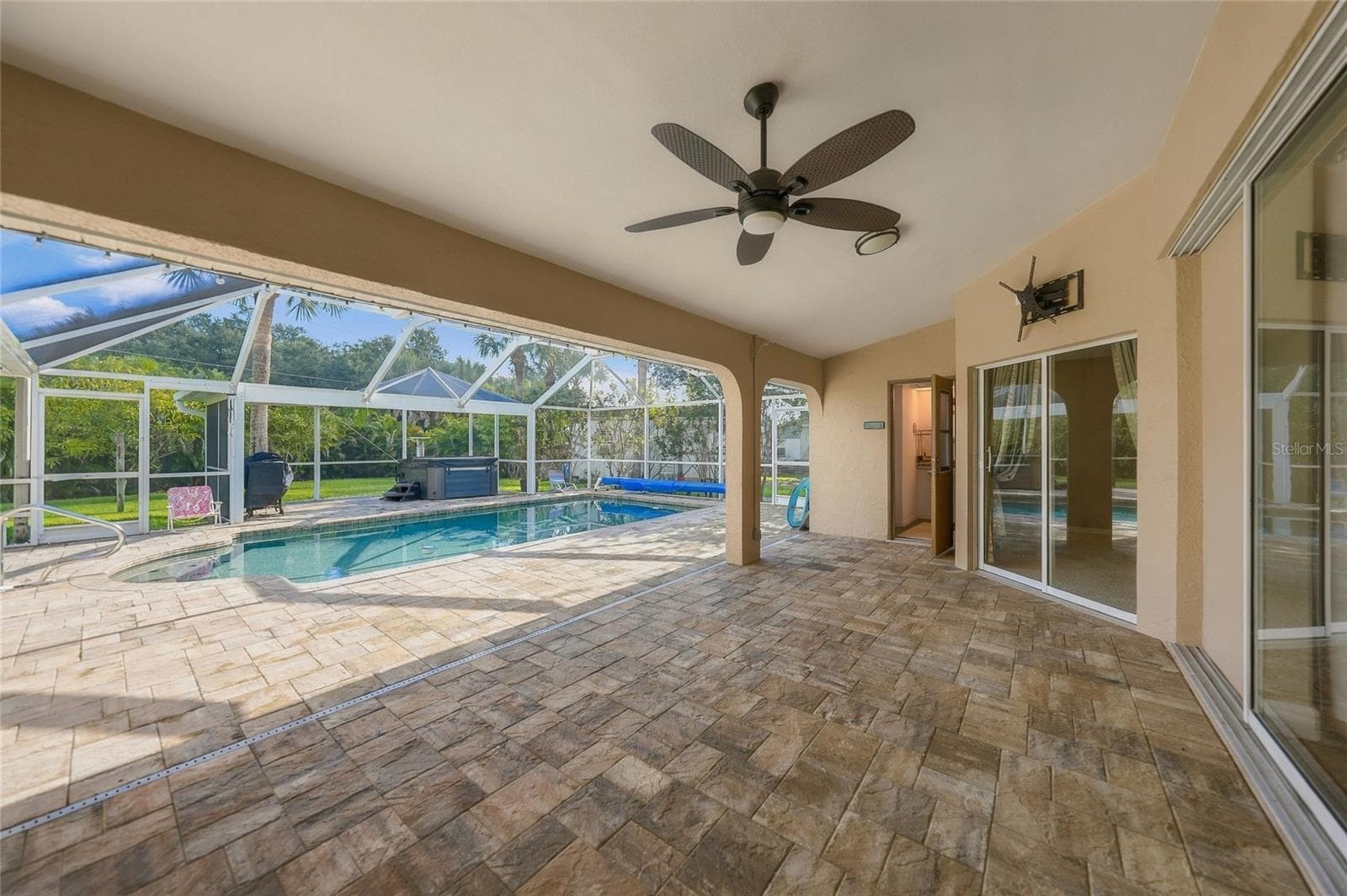 Single Family Residence at 2320 BENDWAY DR, PORT CHARLOTTE, photo 8 of 56