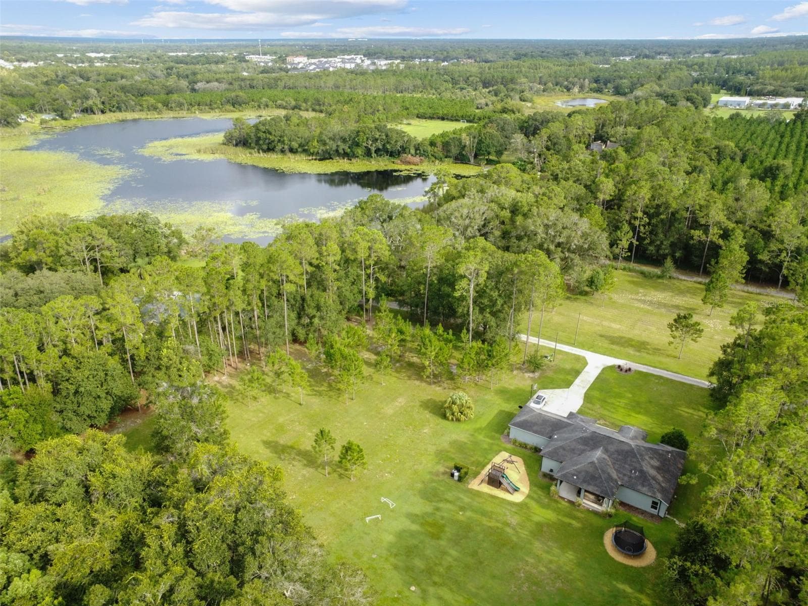 Single Family Residence at 23305 GRACEWOOD CIR, LAND O LAKES, photo 85 of 95