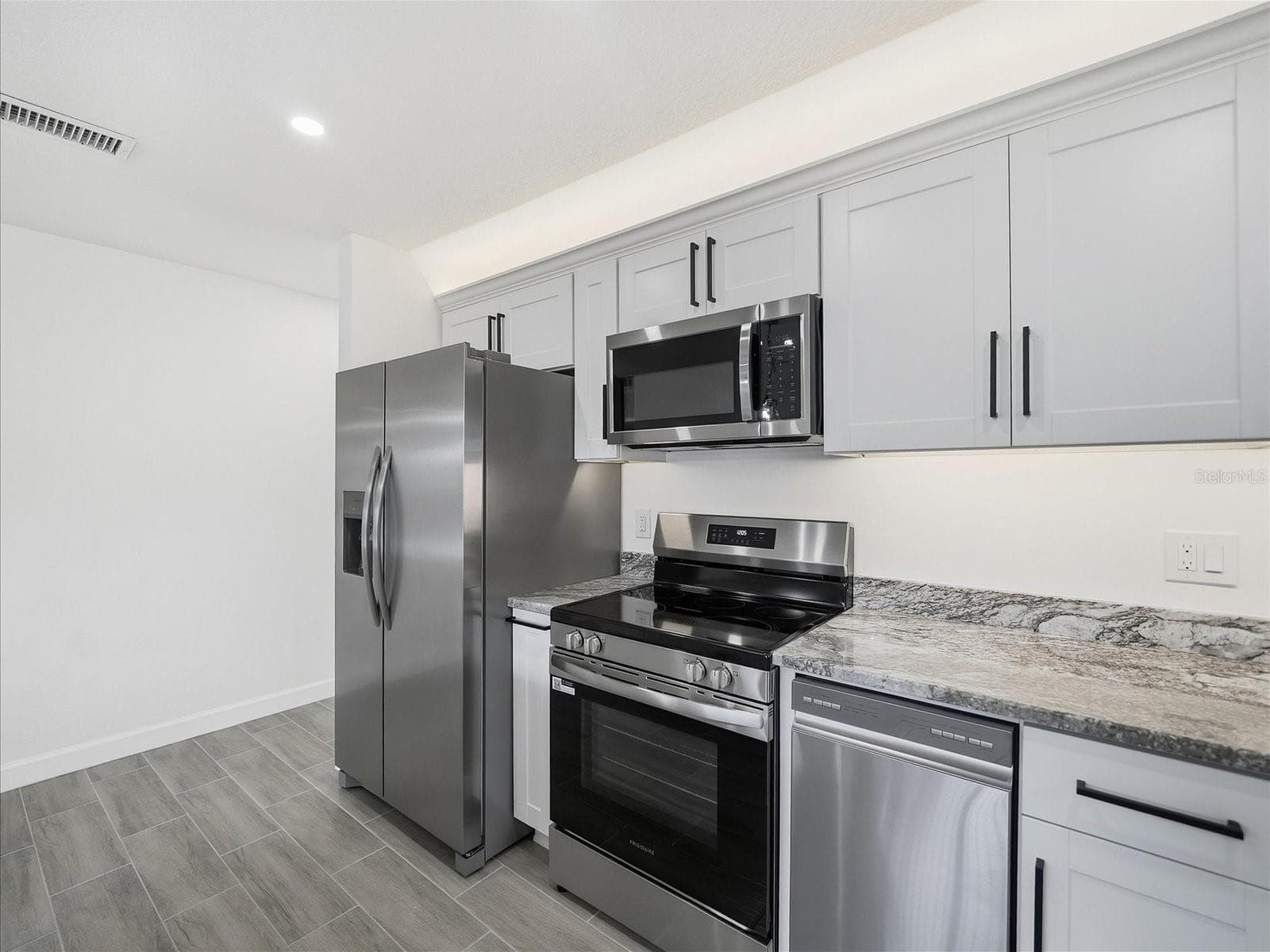 Kitchen - 4511 20TH AVE S, ST PETERSBURG