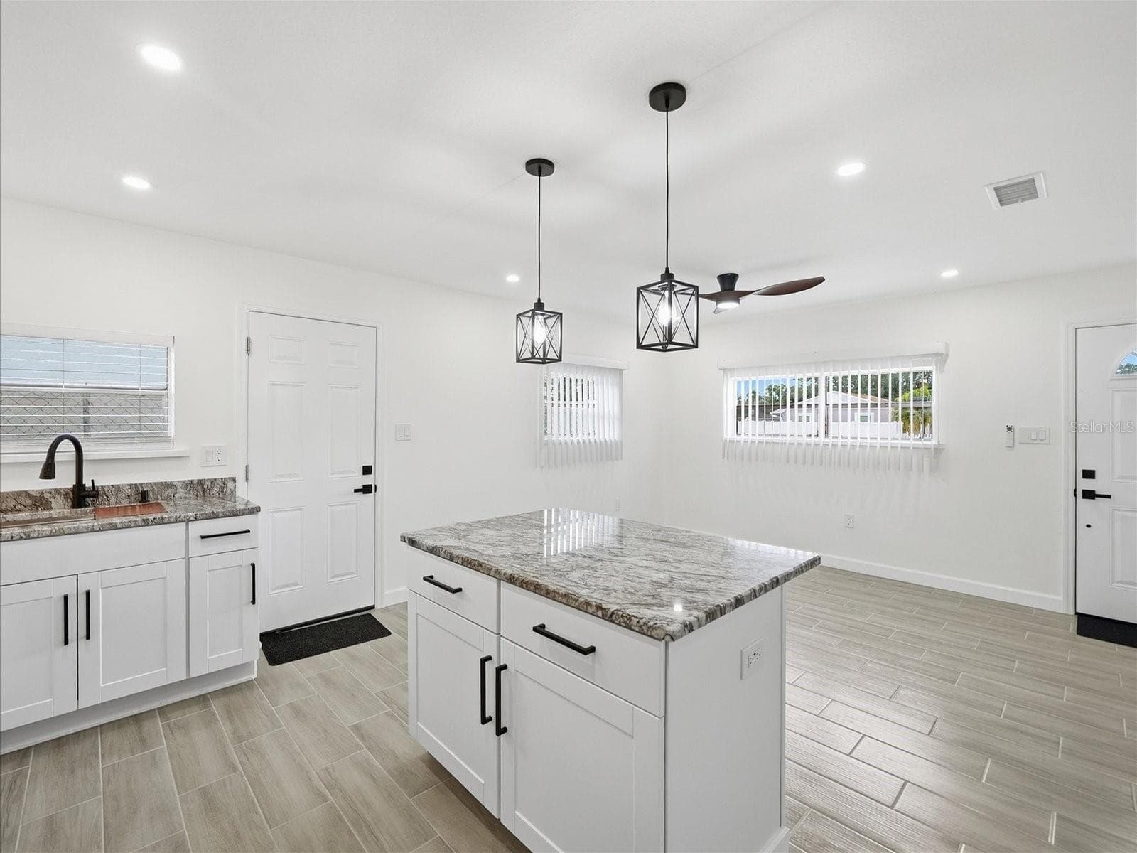 Kitchen Island to Living Room - 4511 20TH AVE S, ST PETERSBURG