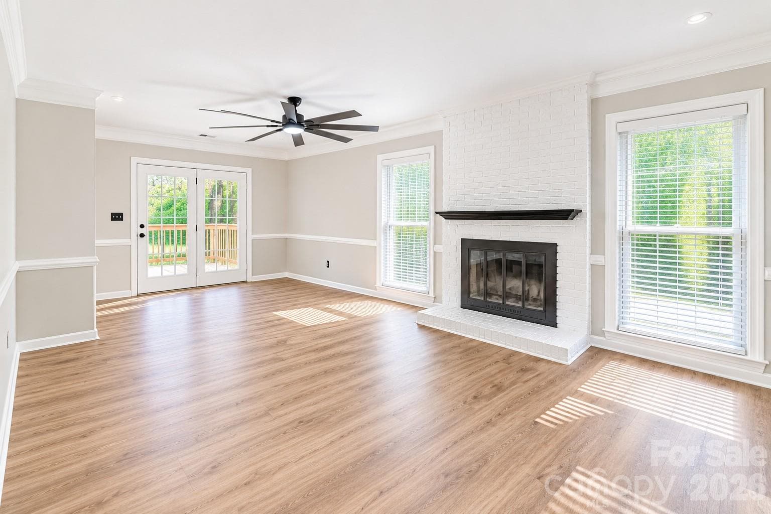 Single Family Residence at 3100 Wellhouse Court, Charlotte, photo 2 of 18