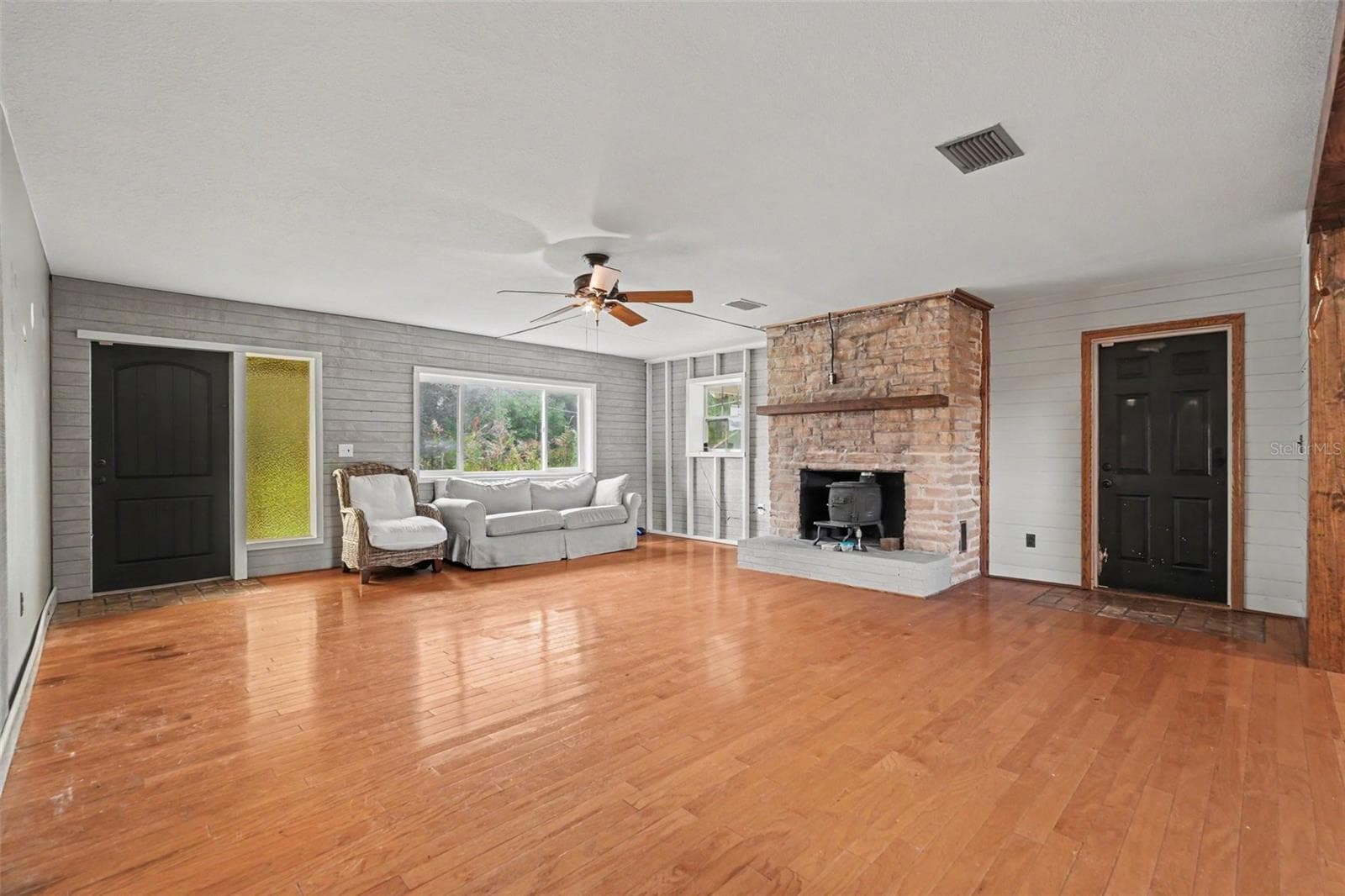 Single Family Residence at 36653 BLANTON RD, DADE CITY, photo 8 of 42