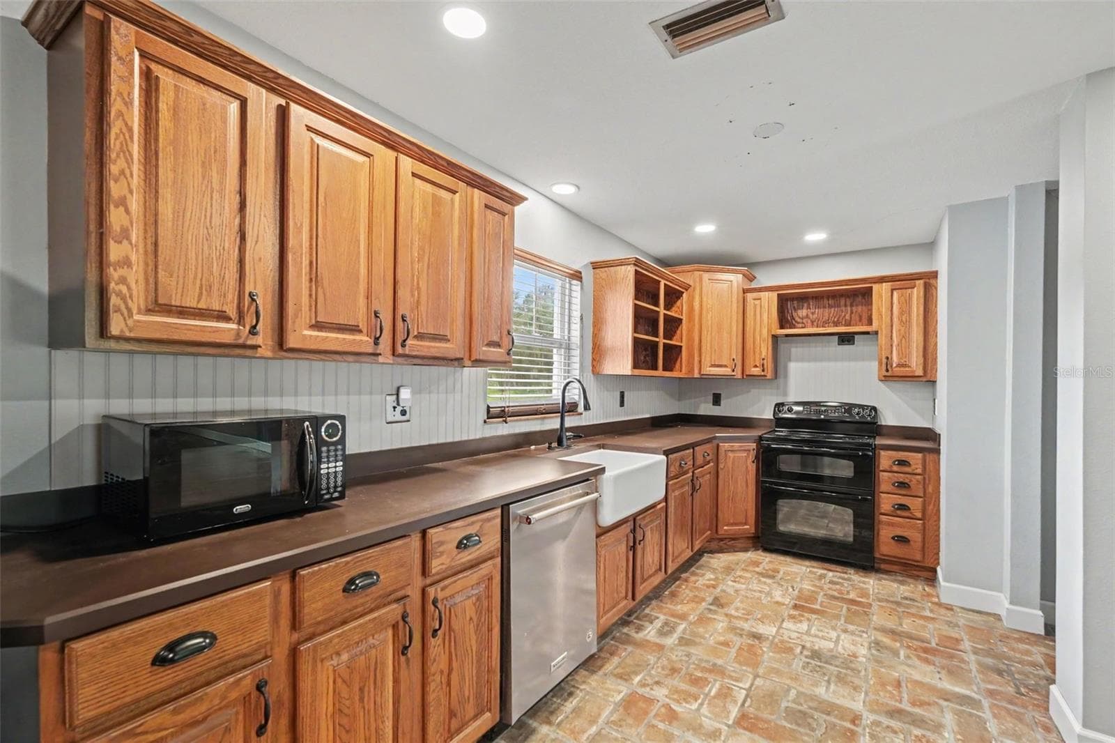 Single Family Residence at 36653 BLANTON RD, DADE CITY, photo 11 of 42