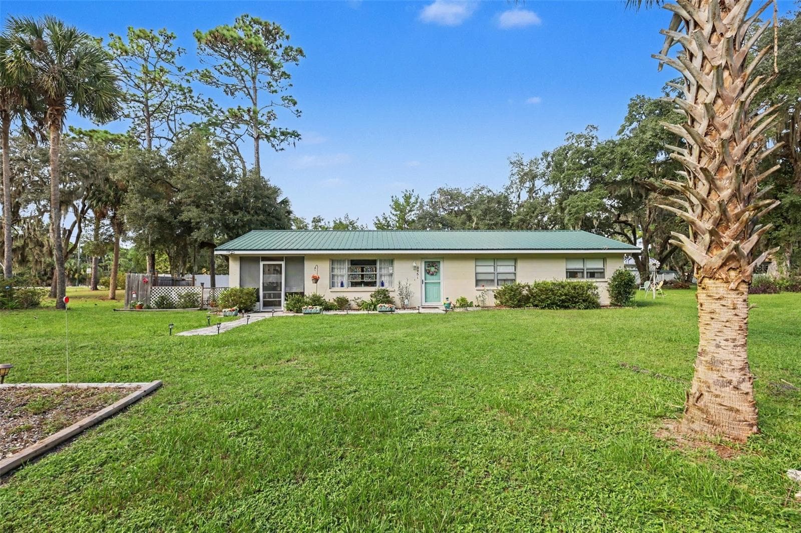 Single Family Residence at 9461 W TALL PINES CT, CRYSTAL RIVER, photo 3 of 33