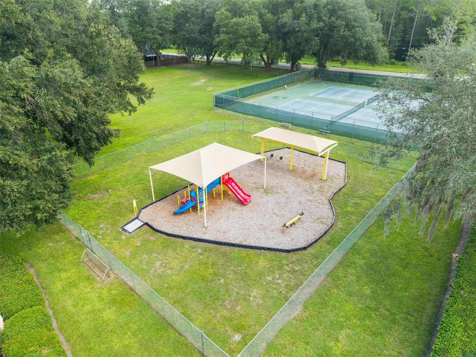 Mile Run Amenities - 3745 NW 58TH PL, GAINESVILLE