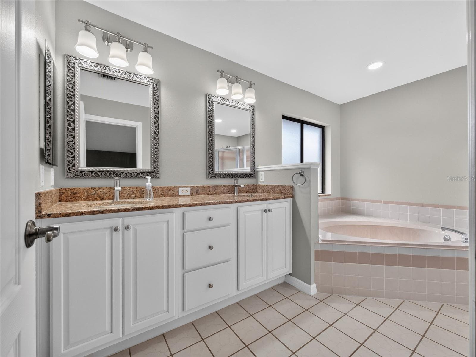 Primary Bath - 21506 QUEEN ANNE CT, LEESBURG