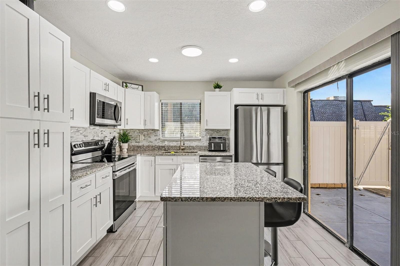 Townhouse at 8114 OAK TRACE WAY #C, TAMPA, photo 5 of 17