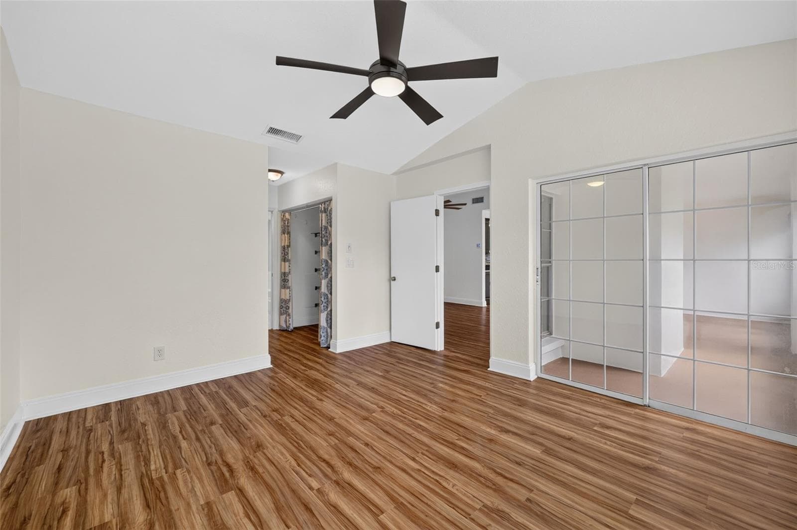 Condominium at 8352 MEADOWBROOK DR #10, SEMINOLE, photo 17 of 36