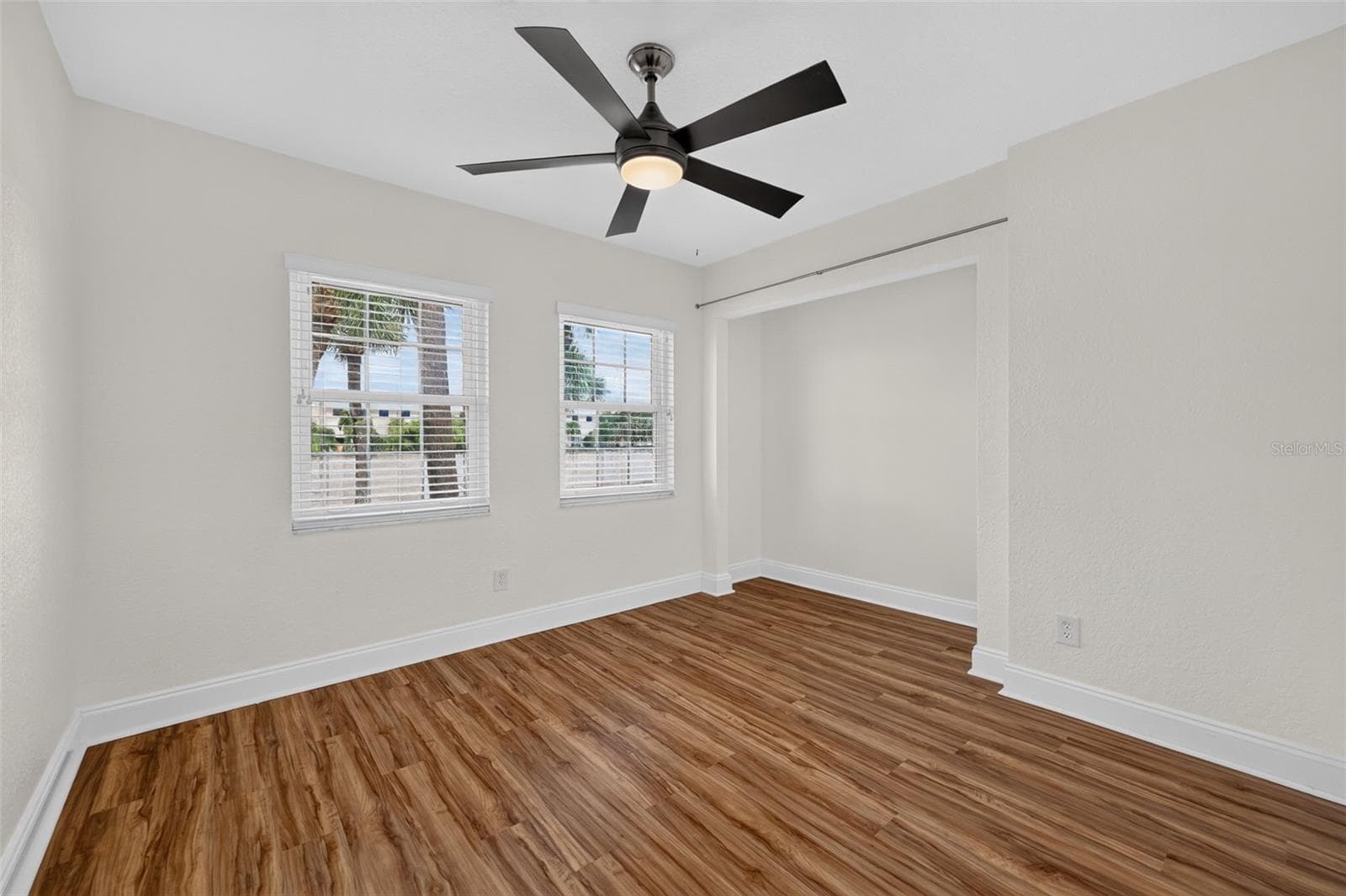 Condominium at 8352 MEADOWBROOK DR #10, SEMINOLE, photo 24 of 36