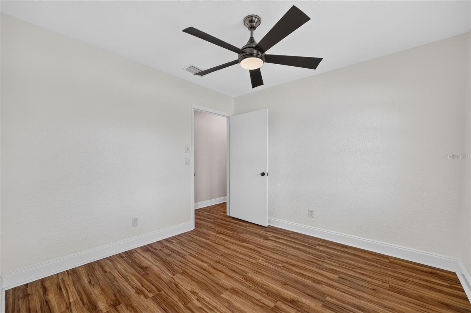 Condominium at 8352 MEADOWBROOK DR #10, SEMINOLE, photo 25 of 36