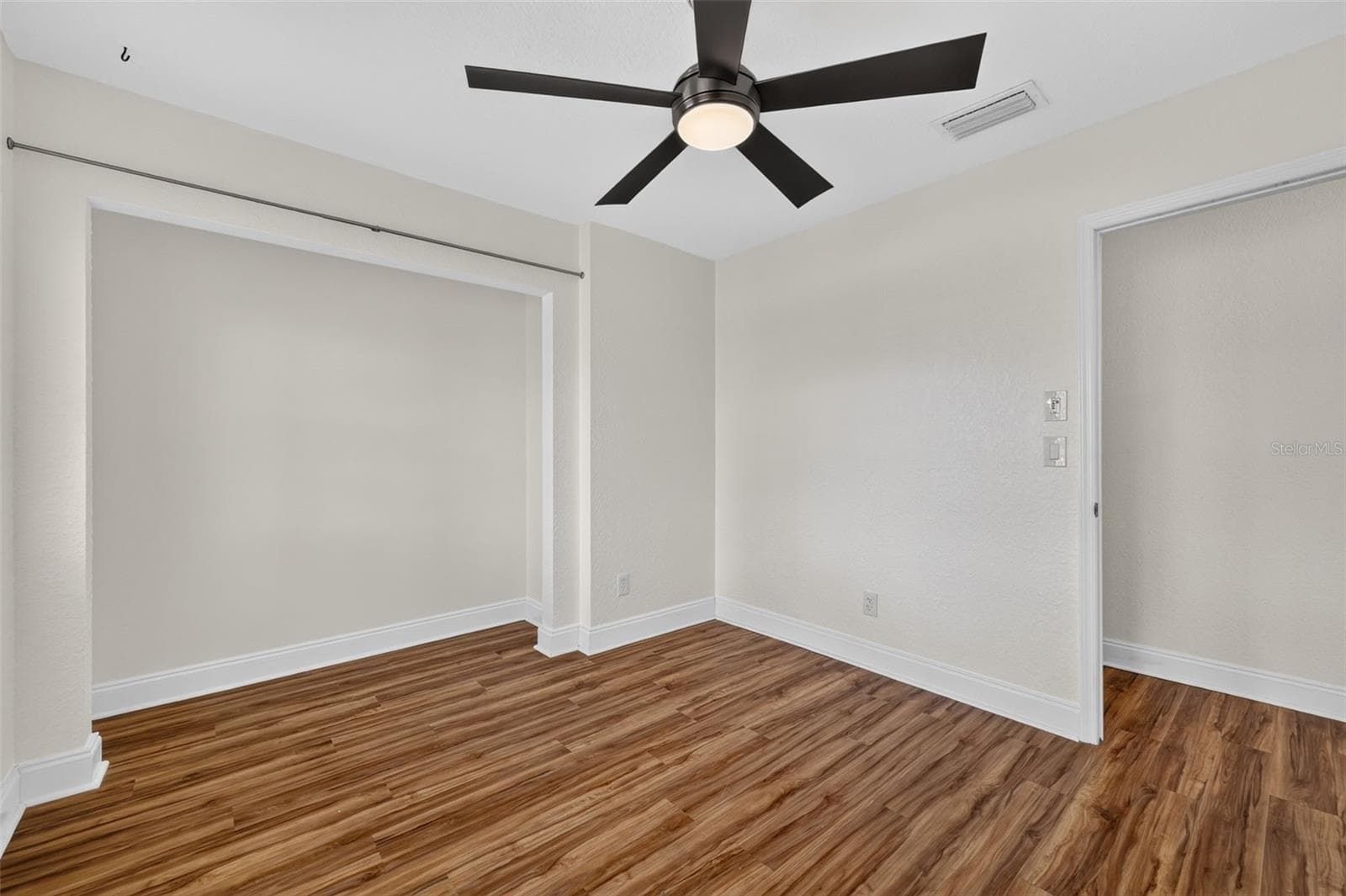 Condominium at 8352 MEADOWBROOK DR #10, SEMINOLE, photo 26 of 36