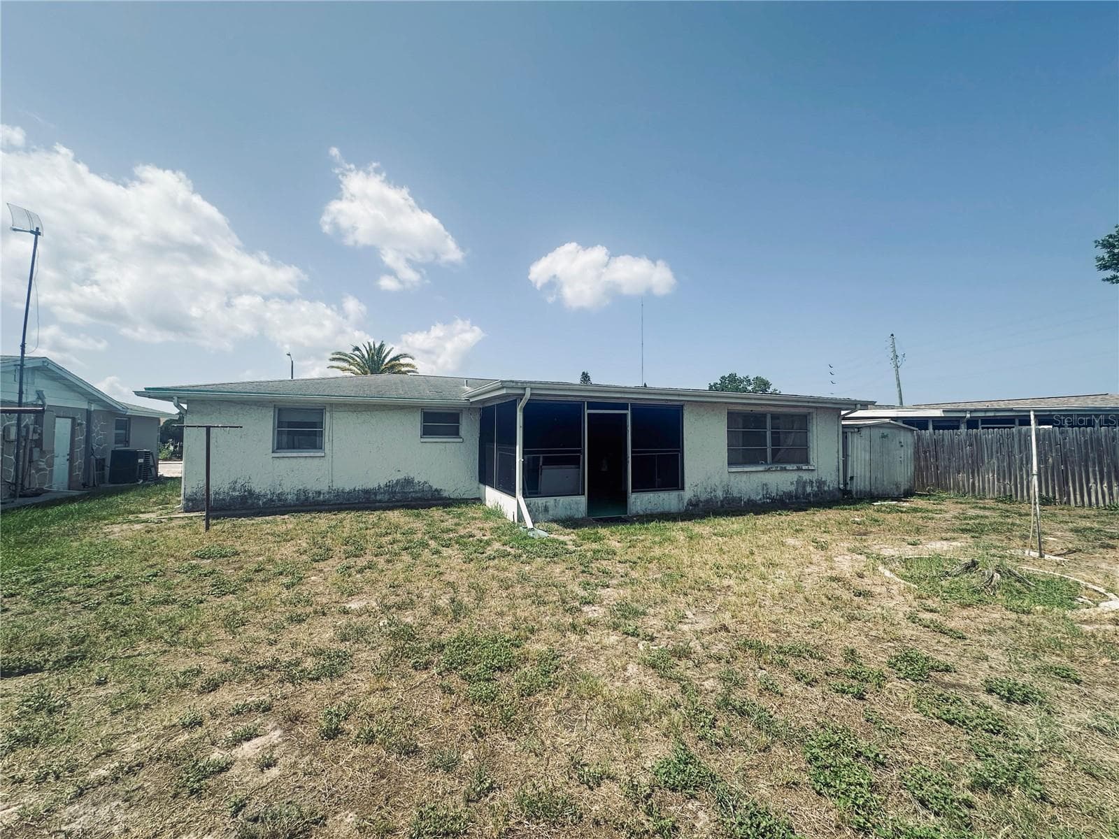 Rear View - 3249 TRASK DR, HOLIDAY