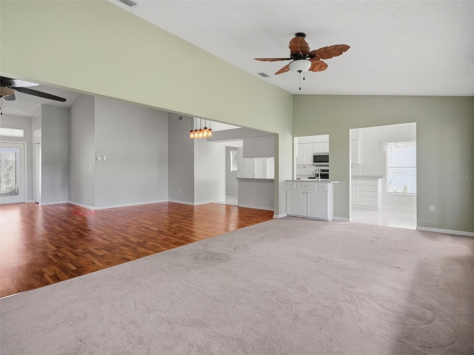 Villa at 1023 ALMONDWOOD DR, NEW PORT RICHEY, photo 15 of 64