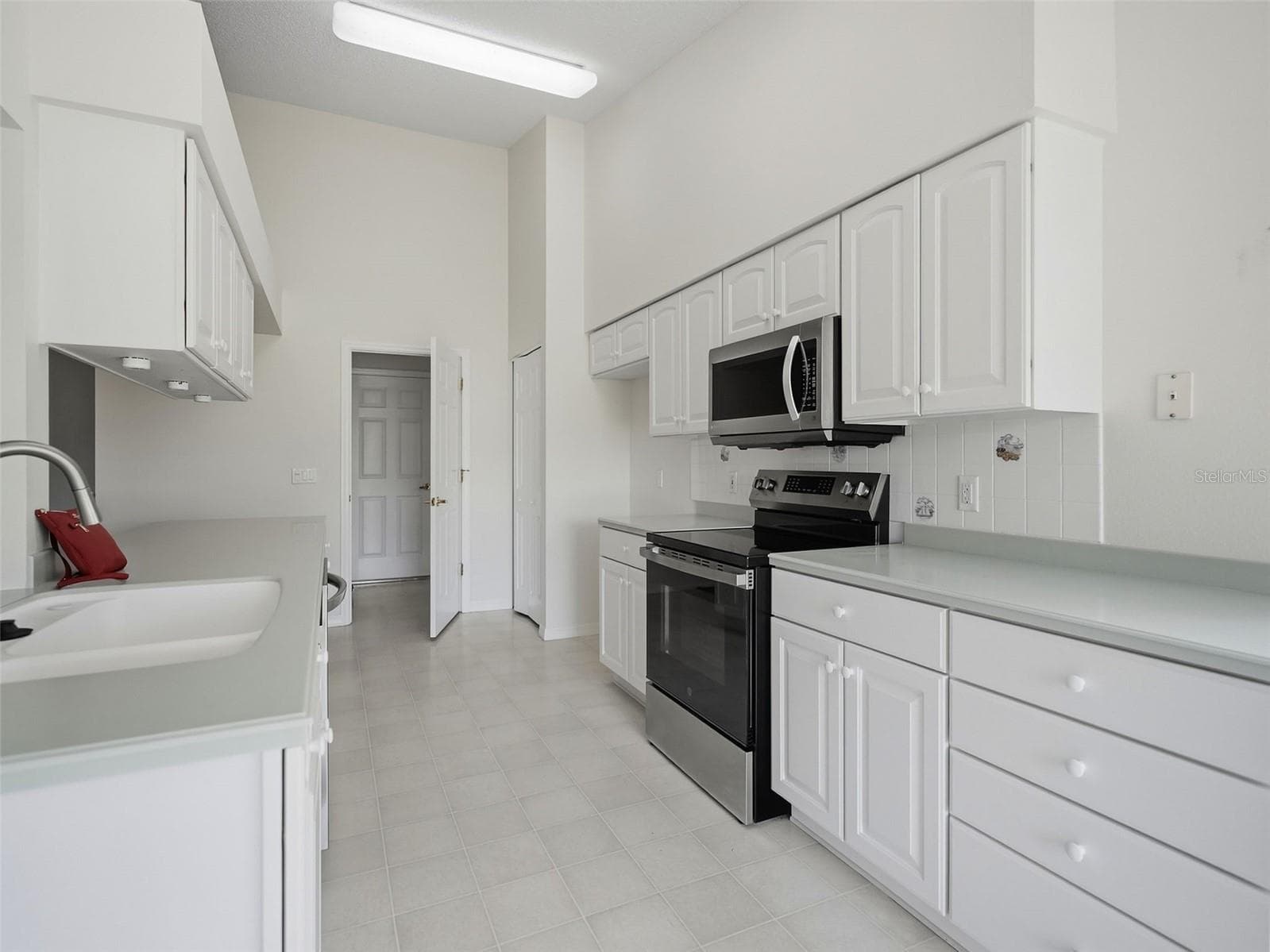Villa at 1023 ALMONDWOOD DR, NEW PORT RICHEY, photo 17 of 64