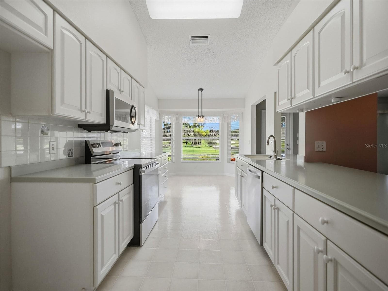 Villa at 1023 ALMONDWOOD DR, NEW PORT RICHEY, photo 20 of 64