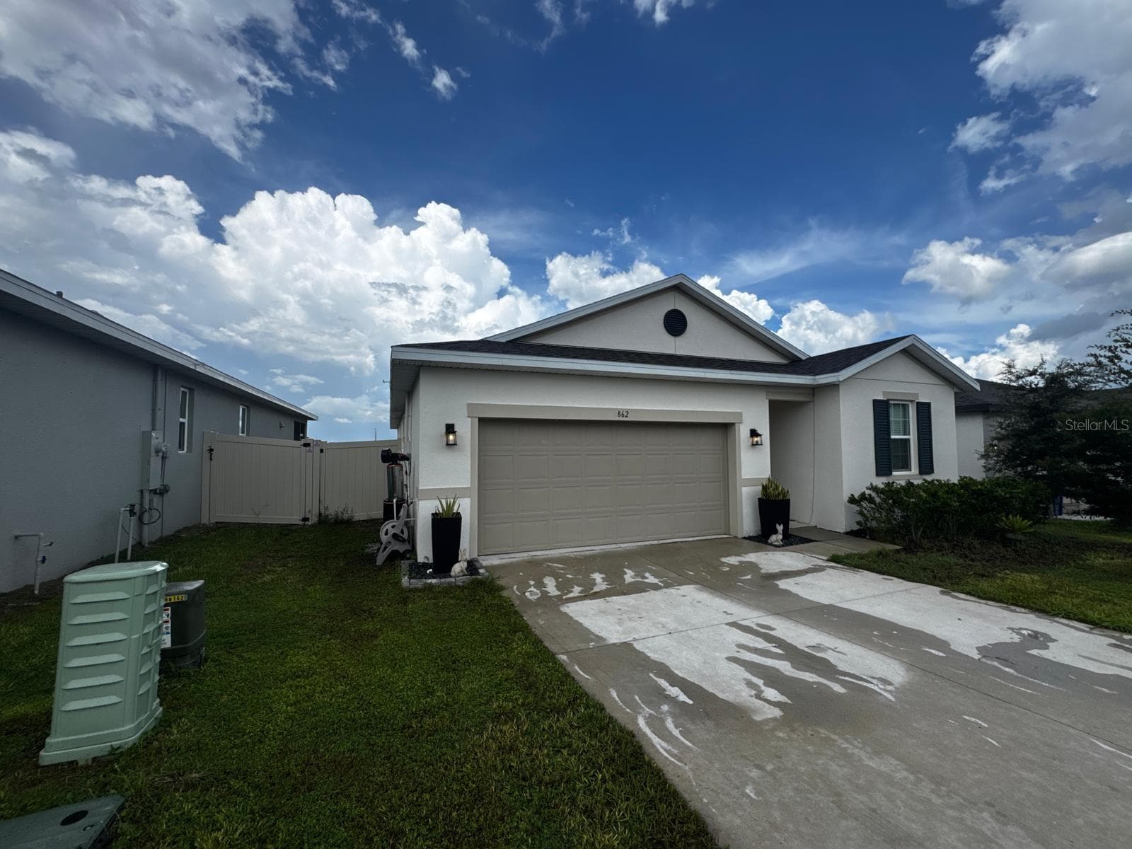 862 BALLANTYNE DR
