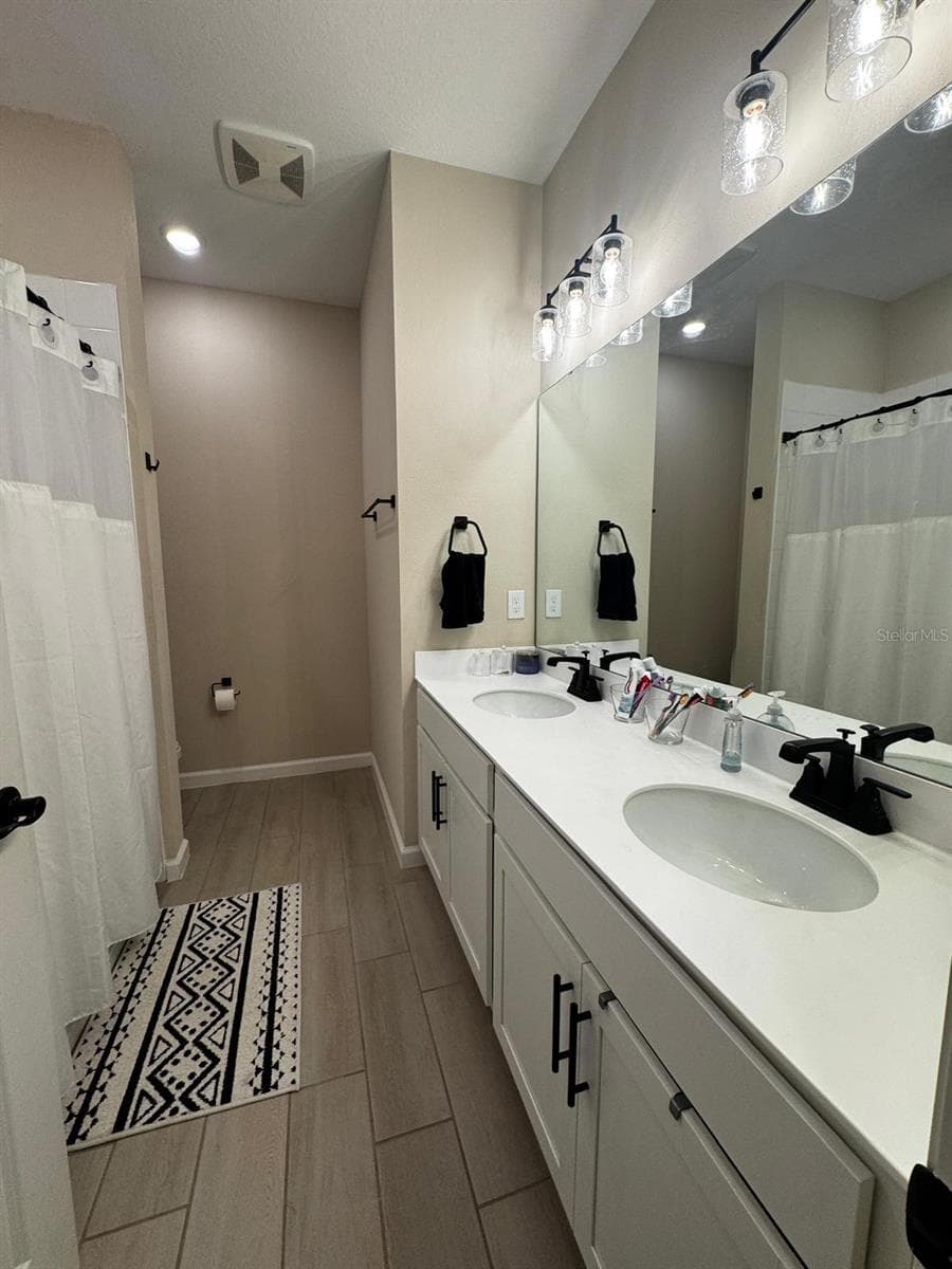 Single Family Residence at 862 BALLANTYNE DR, LAKE WALES, photo 8 of 23